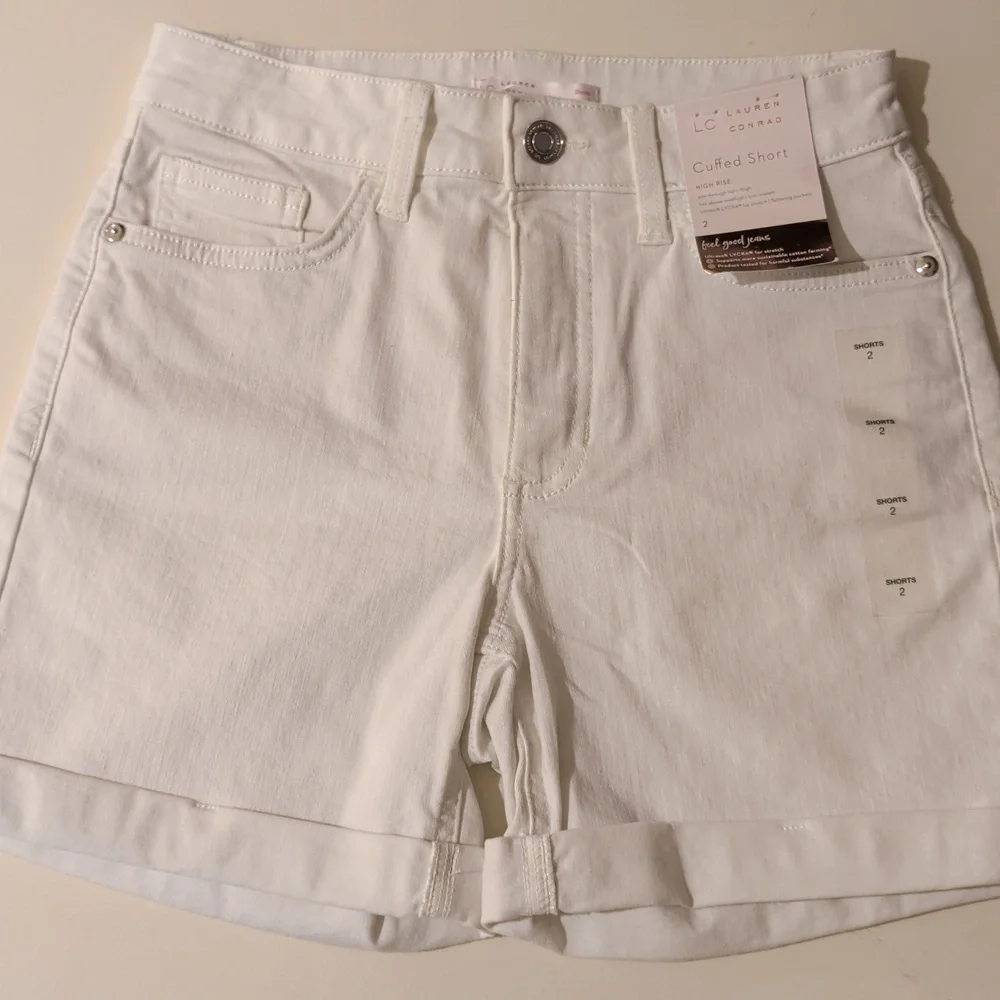 LC Lauren Conrad White Cuffed Short, High Rise. Size 2 Women - Picture 3 of 11